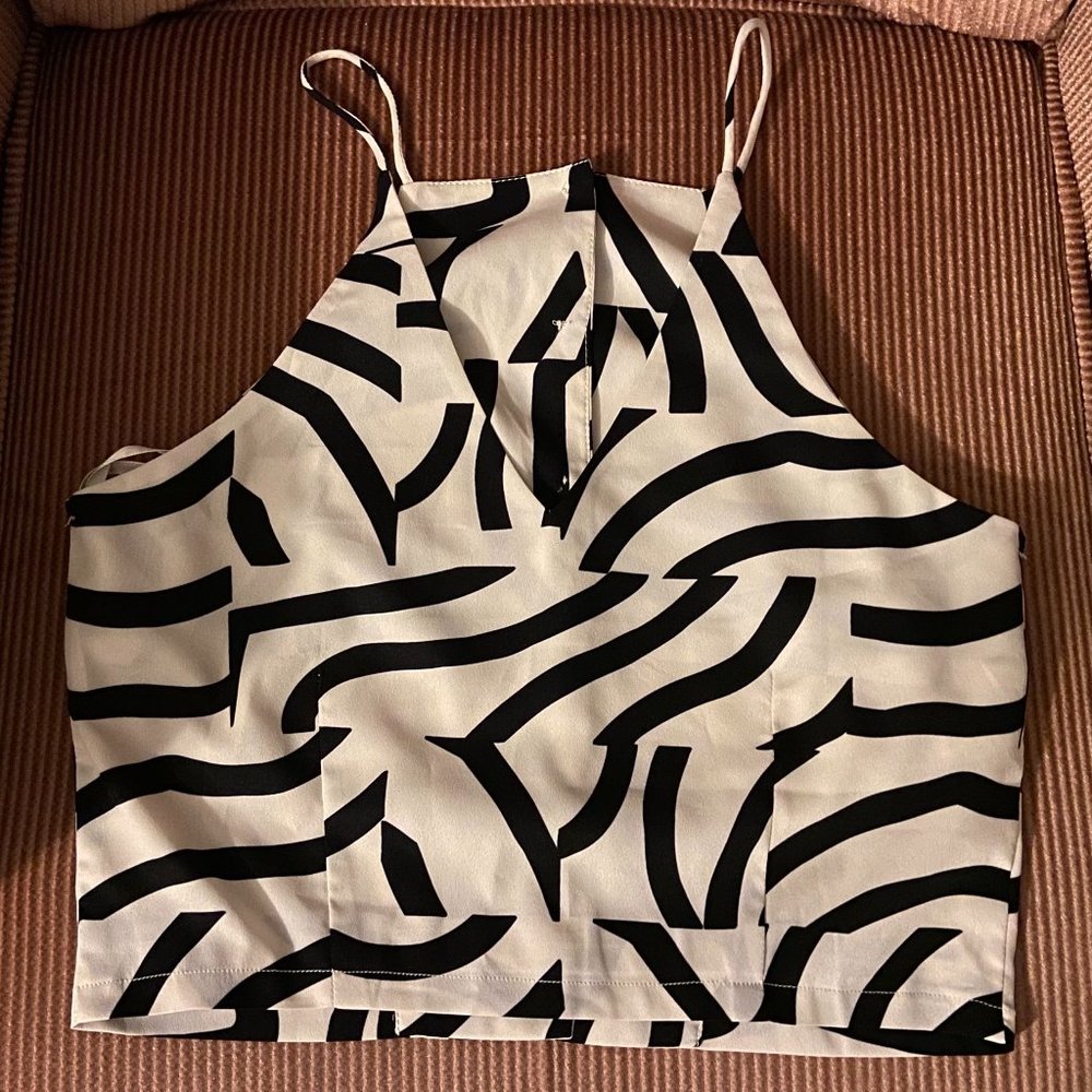 Black and white high neck crop top